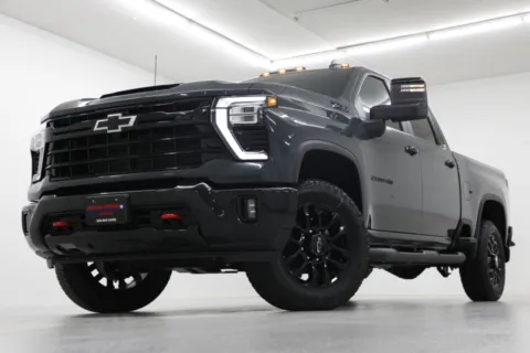 Gray 2026 Chevrolet Silverado 2500HD LT for sale in Clinton, MO