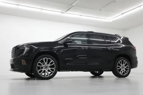 Photos of 2026 GMC Acadia AWD Denali Ultimate for sale in Clinton, MO at Jim Falk Motors