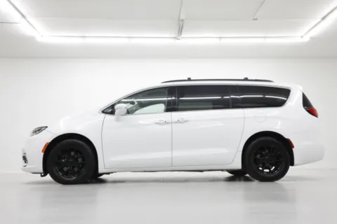 Another view of 2022 Chrysler Pacifica Touring L for sale in Clinton, MO at Jim Falk Motors