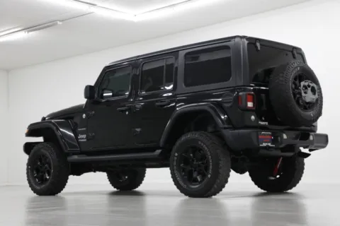 More photos of 2020 Jeep Wrangler Unlimited Sahara at Jim Falk Motors, MO