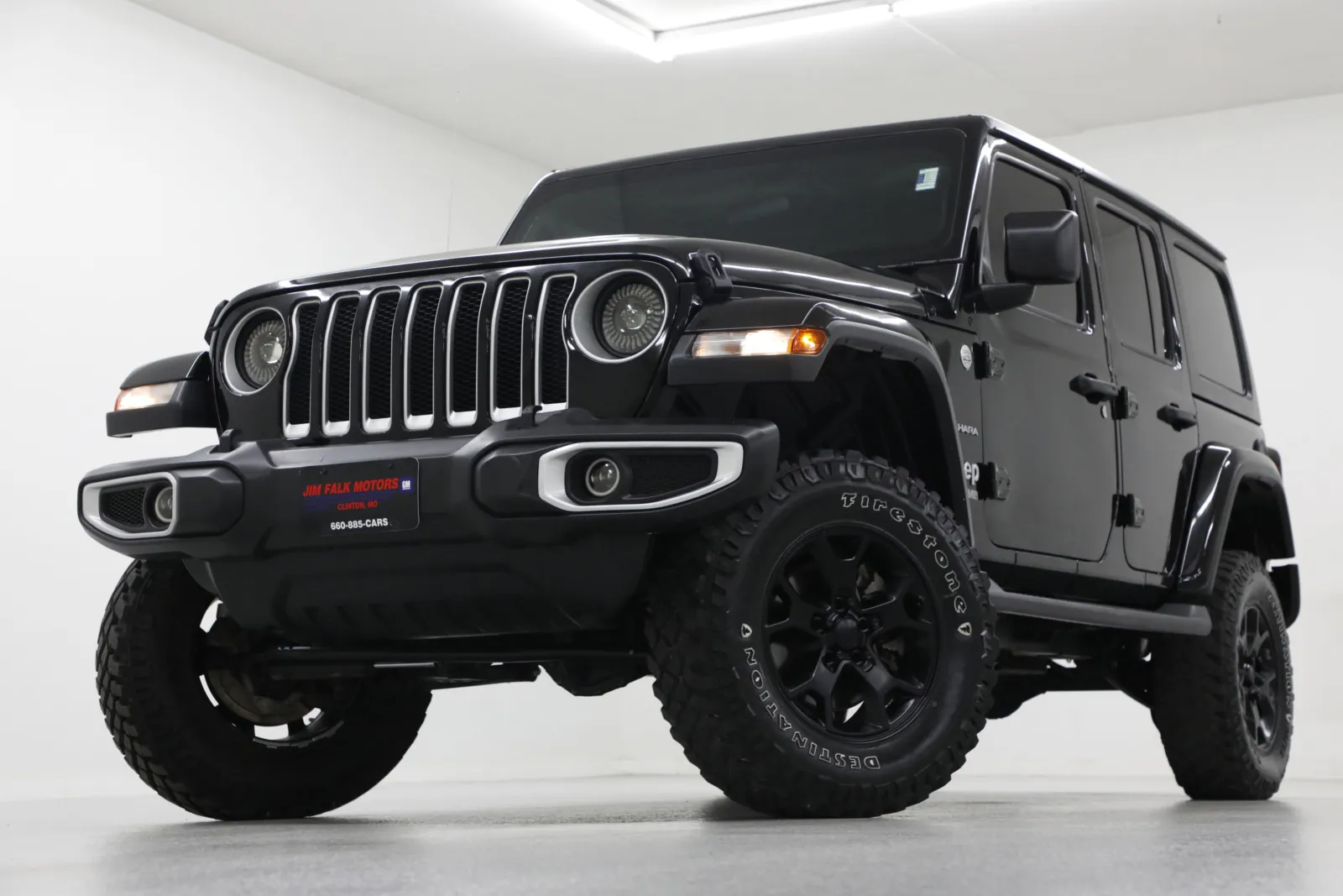 Black 2020 Jeep Wrangler Unlimited Sahara for sale in Clinton, MO