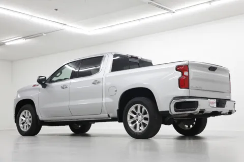 More photos of 2021 Chevrolet Silverado 1500 LTZ at Jim Falk Motors, MO