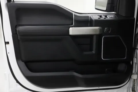 Photos of 2019 Ford F-150 LARIAT for sale in Clinton, MO at Jim Falk Motors