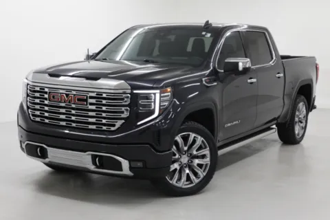 More photos of 2022 GMC Sierra 1500 Denali at Jim Falk Motors, MO