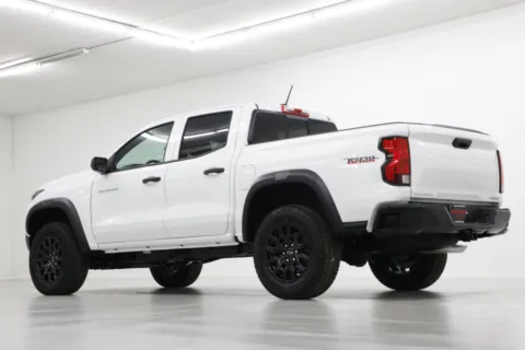More photos of 2026 Chevrolet Colorado 4WD Trail Boss at Jim Falk Motors, MO