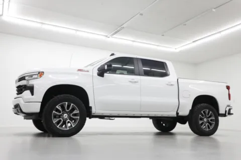 Photos of 2022 Chevrolet Silverado 1500 RST for sale in Clinton, MO at Jim Falk Motors