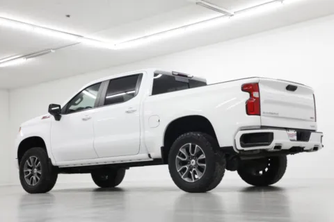 More photos of 2022 Chevrolet Silverado 1500 RST at Jim Falk Motors, MO