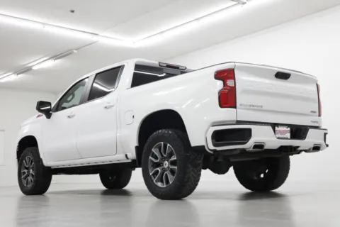 More photos of 2022 Chevrolet Silverado 1500 RST at Jim Falk Motors, MO