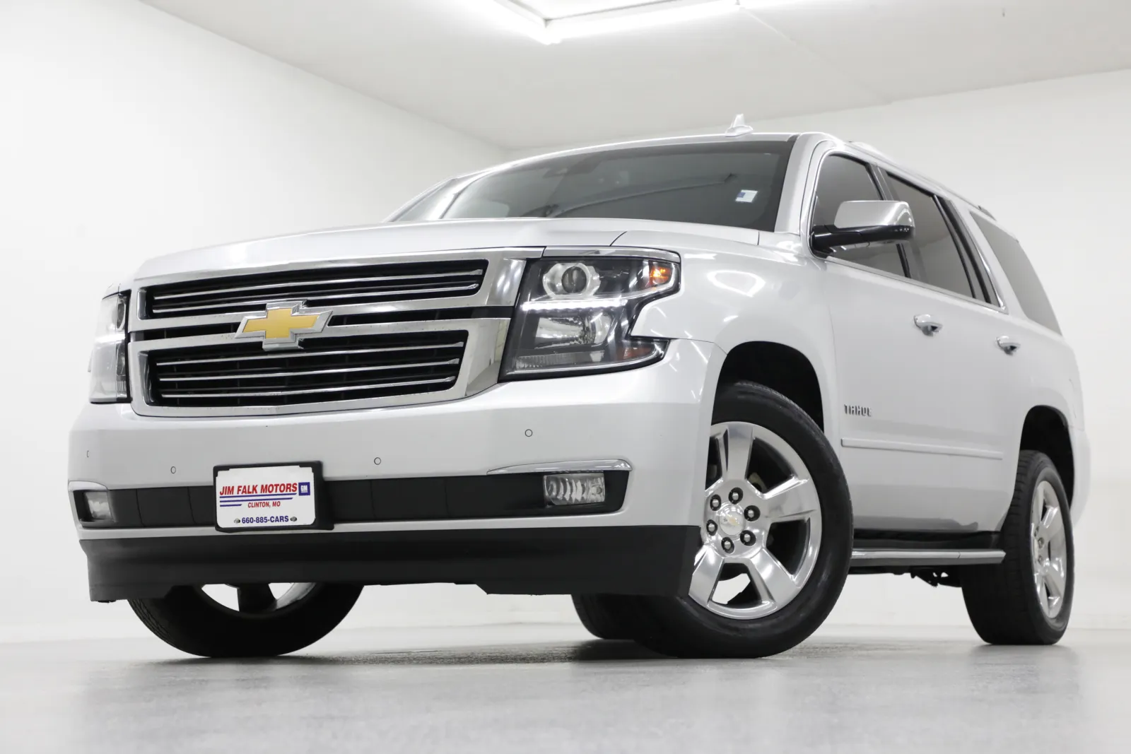 Silver 2018 Chevrolet Tahoe Premier for sale in Clinton, MO