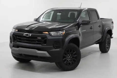 More photos of 2026 Chevrolet Colorado 4WD Trail Boss at Jim Falk Motors, MO