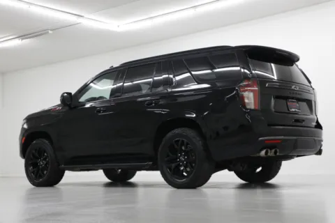 More photos of 2022 Chevrolet Tahoe Z71 at Jim Falk Motors, MO