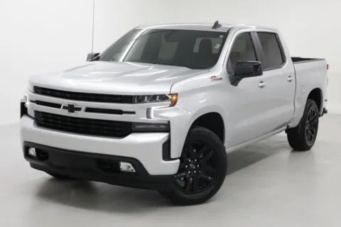 More photos of 2021 Chevrolet Silverado 1500 RST at Jim Falk Motors, MO