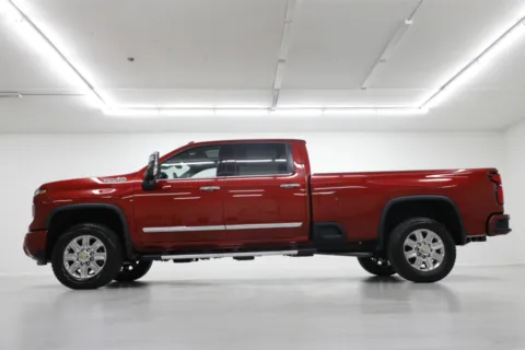 Another view of 2026 Chevrolet Silverado 3500HD High Country for sale in Clinton, MO at Jim Falk Motors