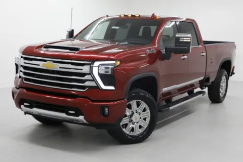 More photos of 2026 Chevrolet Silverado 3500HD High Country at Jim Falk Motors, MO
