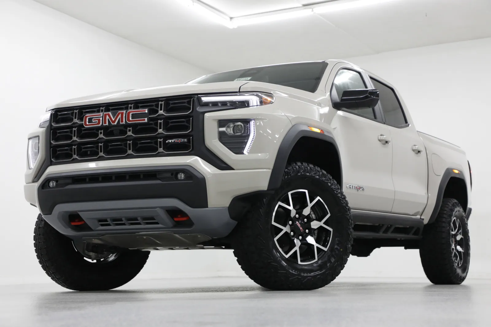 White 2026 GMC Canyon 4WD AT4X for sale in Clinton, MO