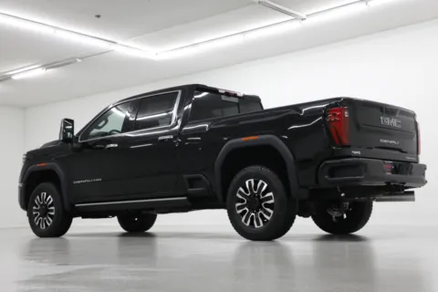 More photos of 2026 GMC Sierra 2500HD Denali Ultimate at Jim Falk Motors, MO