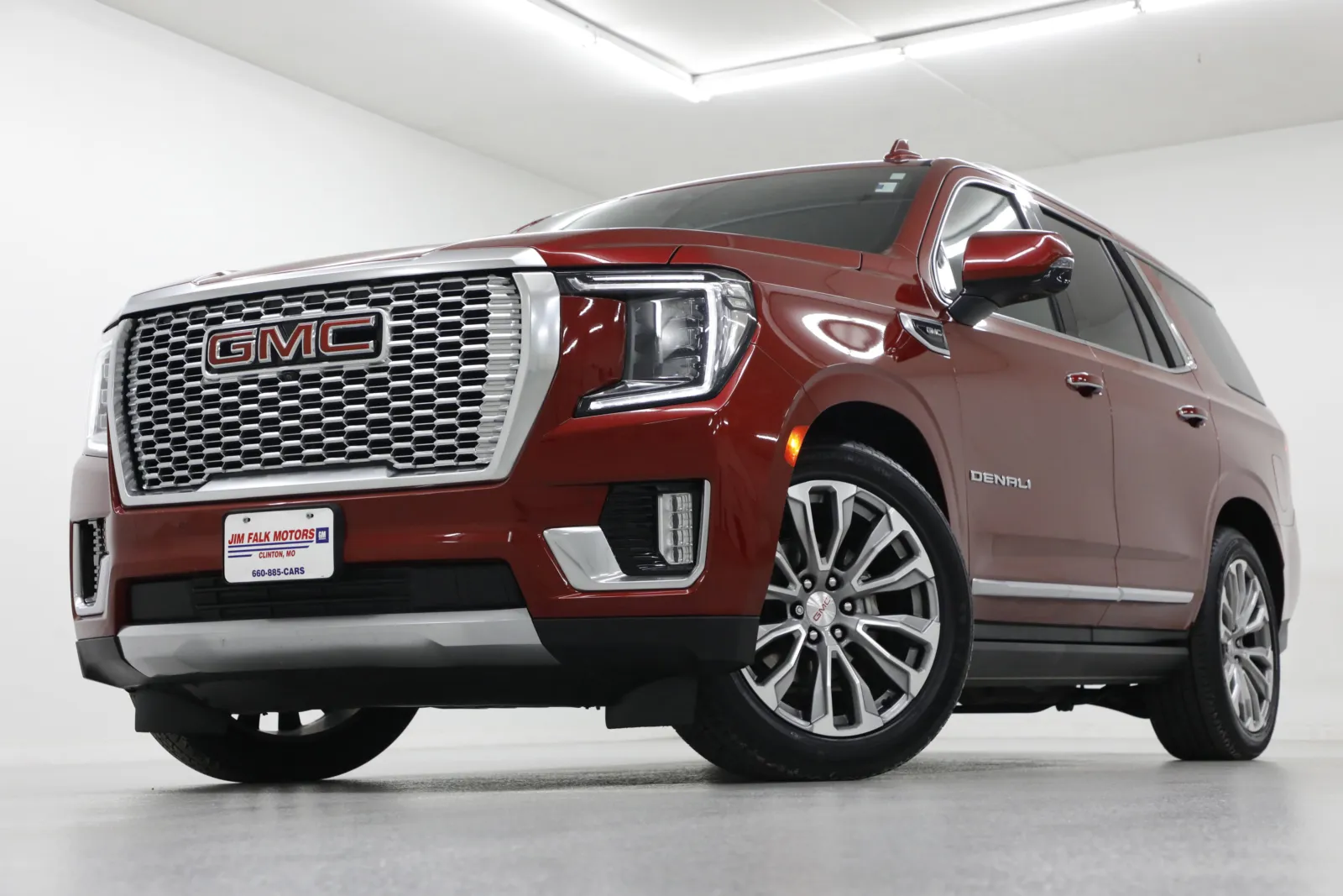 Red 2022 GMC Yukon Denali for sale in Clinton, MO