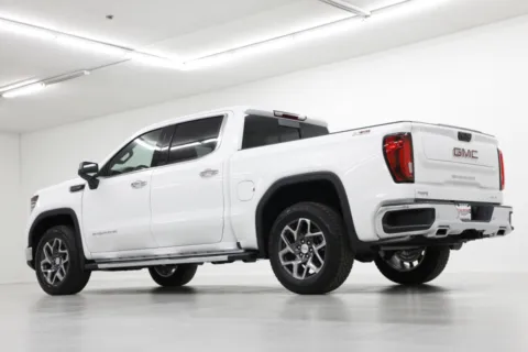 More photos of 2026 GMC Sierra 1500 SLT at Jim Falk Motors, MO