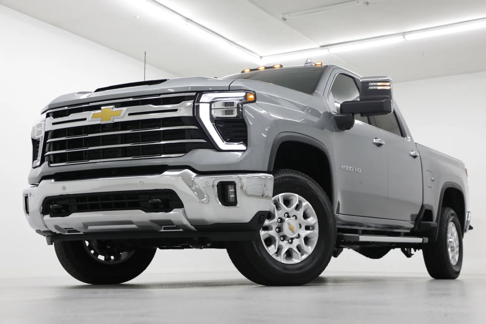 2026 Chevrolet Silverado 2500HD LTZ's photo