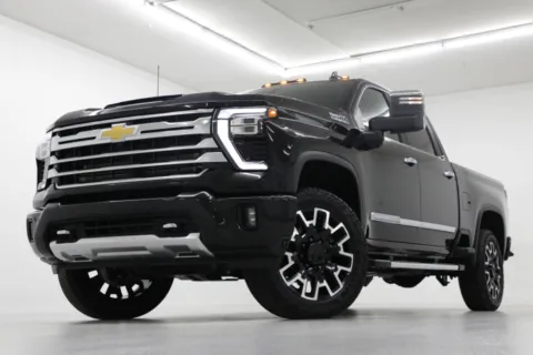 Black 2026 Chevrolet Silverado 2500HD High Country for sale in Clinton, MO