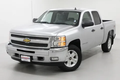 More photos of 2013 Chevrolet Silverado 1500 LT at Jim Falk Motors, MO