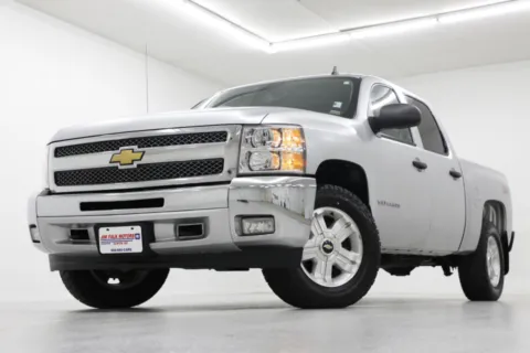 Silver 2013 Chevrolet Silverado 1500 LT for sale in Clinton, MO