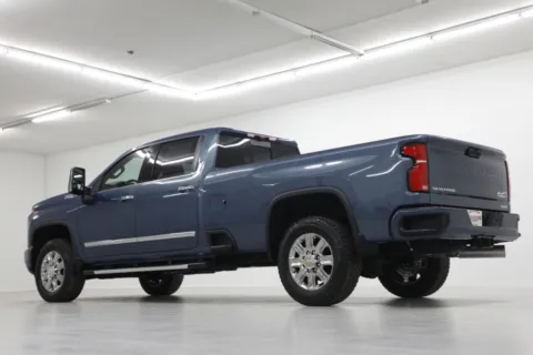 More photos of 2026 Chevrolet Silverado 3500HD High Country at Jim Falk Motors, MO