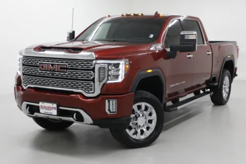 More photos of 2022 GMC Sierra 2500HD Denali at Jim Falk Motors, MO
