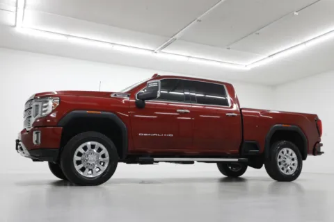 Photos of 2022 GMC Sierra 2500HD Denali for sale in Clinton, MO at Jim Falk Motors