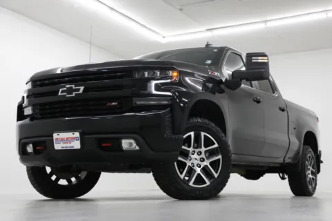 Black 2020 Chevrolet Silverado 1500 LT Trail Boss for sale in Clinton, MO