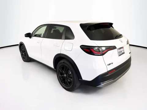 More photos of 2026 Honda HR-V Sport at Unicars Honda, CA