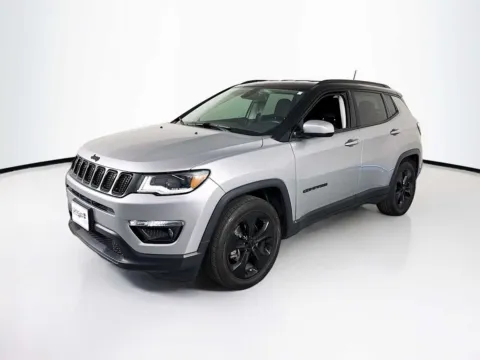 Another view of 2019 Jeep Compass Altitude for sale in Indio, CA at Unicars Honda