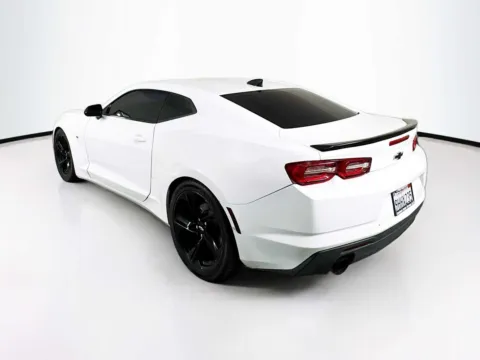 More photos of 2021 Chevrolet Camaro 1LT at Unicars Honda, CA