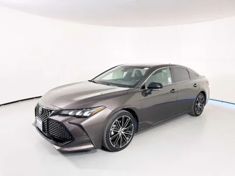 Another view of 2019 Toyota Avalon XSE for sale in Indio, CA at Unicars Honda