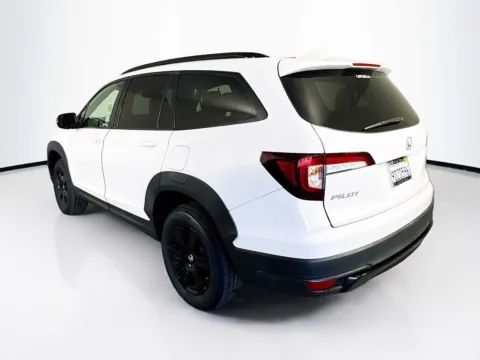 More photos of 2022 Honda Pilot TrailSport at Unicars Honda, CA