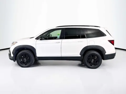 Another view of 2022 Honda Pilot TrailSport for sale in Indio, CA at Unicars Honda
