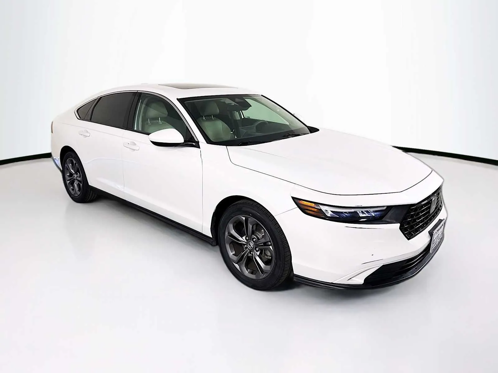 White 2023 Honda Accord EX for sale in Indio, CA