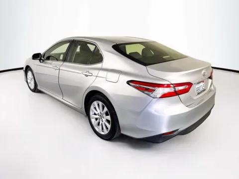More photos of 2018 Toyota Camry LE at Unicars Honda, CA
