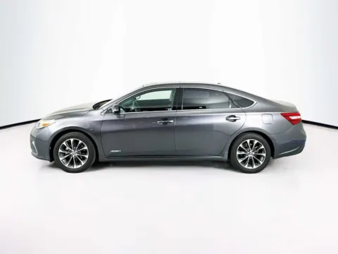More photos of 2016 Toyota Avalon Hybrid XLE Plus at Unicars Honda, CA
