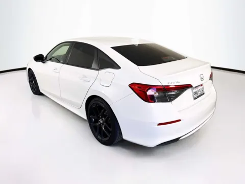 More photos of 2024 Honda Civic Sport at Unicars Honda, CA