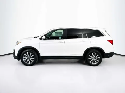 More photos of 2021 Honda Pilot EX at Unicars Honda, CA