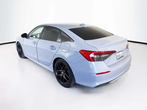 More photos of 2023 Honda Civic Sport at Unicars Honda, CA