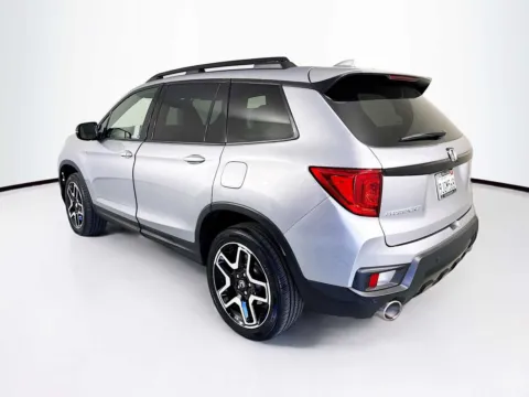 More photos of 2023 Honda Passport Elite at Unicars Honda, CA