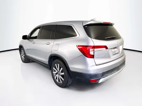 More photos of 2021 Honda Pilot EX at Unicars Honda, CA