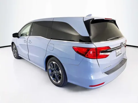 More photos of 2023 Honda Odyssey Elite at Unicars Honda, CA