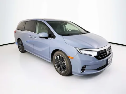 Gray 2023 Honda Odyssey Elite for sale in Indio, CA