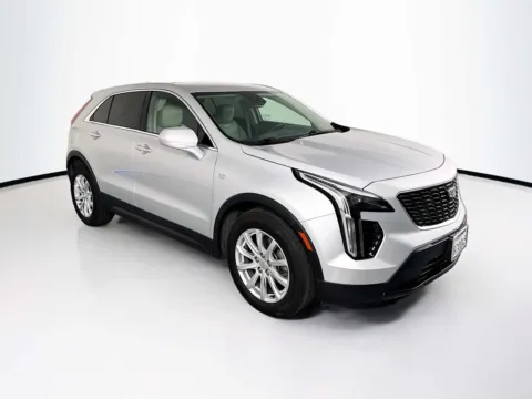 Silver 2022 Cadillac XT4 FWD Luxury for sale in Indio, CA