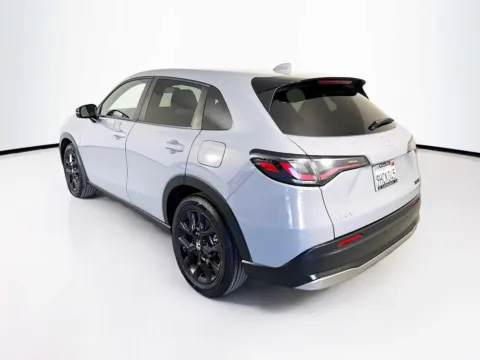 More photos of 2024 Honda HR-V Sport at Unicars Honda, CA