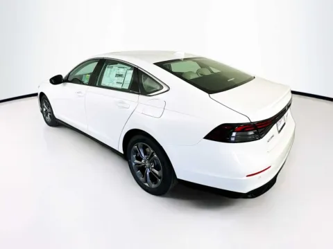 More photos of 2025 Honda Accord Hybrid EX-L at Unicars Honda, CA