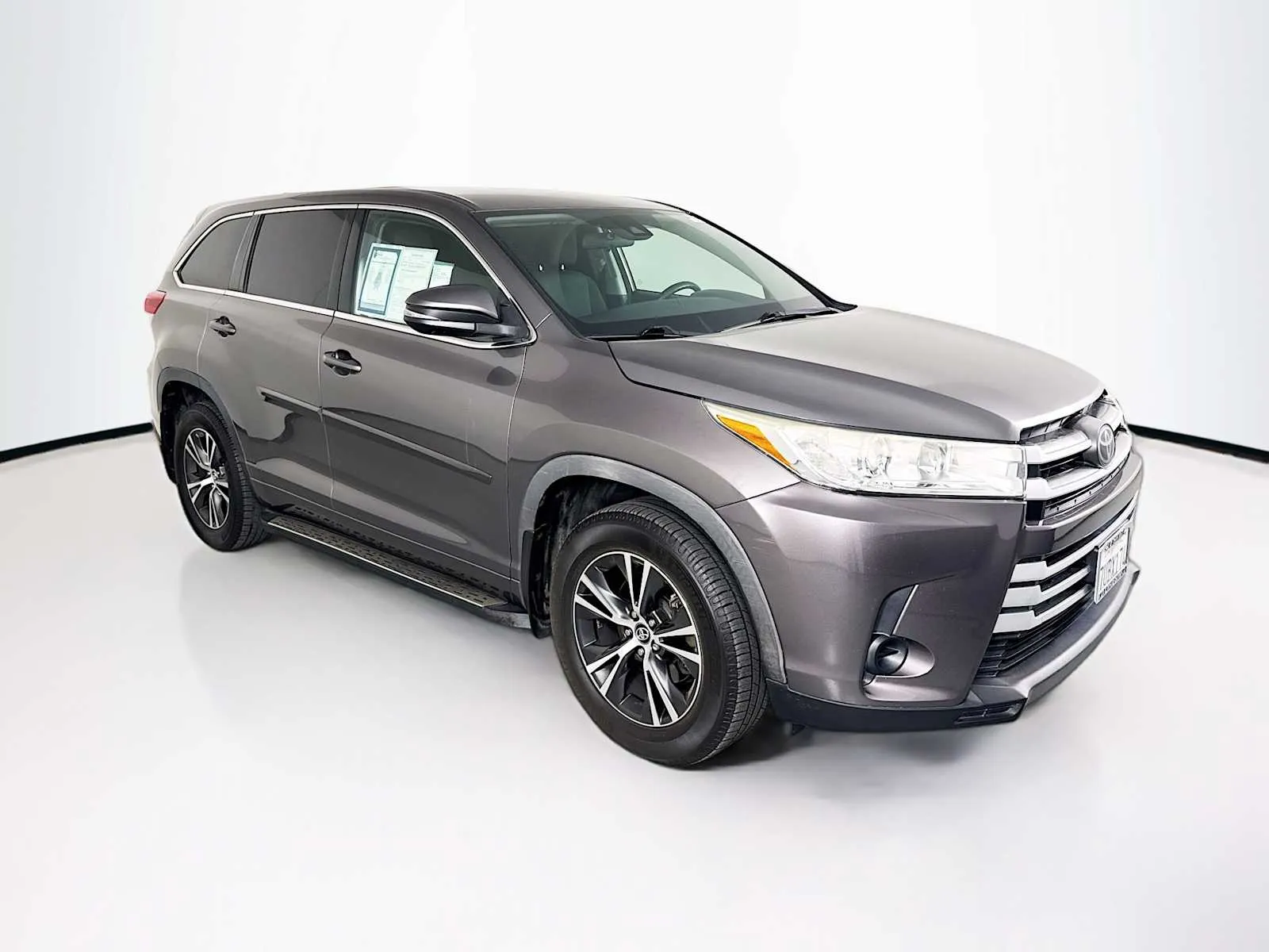 2017 Toyota Highlander LE for sale in Indio, CA
